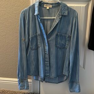 Cloth & stone Chambray button up